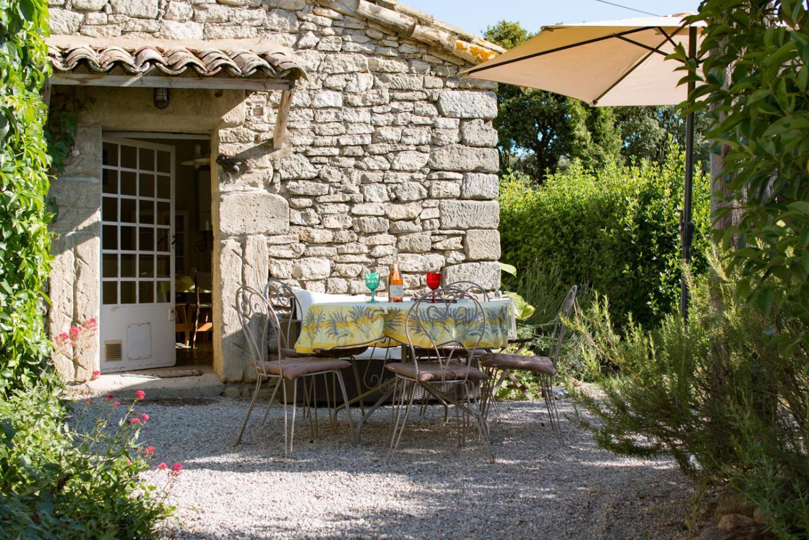 Mas De La Rivoire B&B Villevieille Экстерьер фото