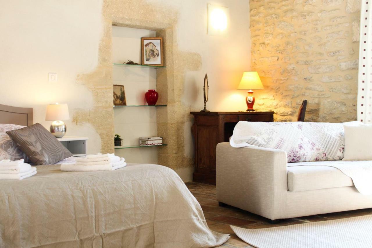 Mas De La Rivoire B&B Villevieille Экстерьер фото
