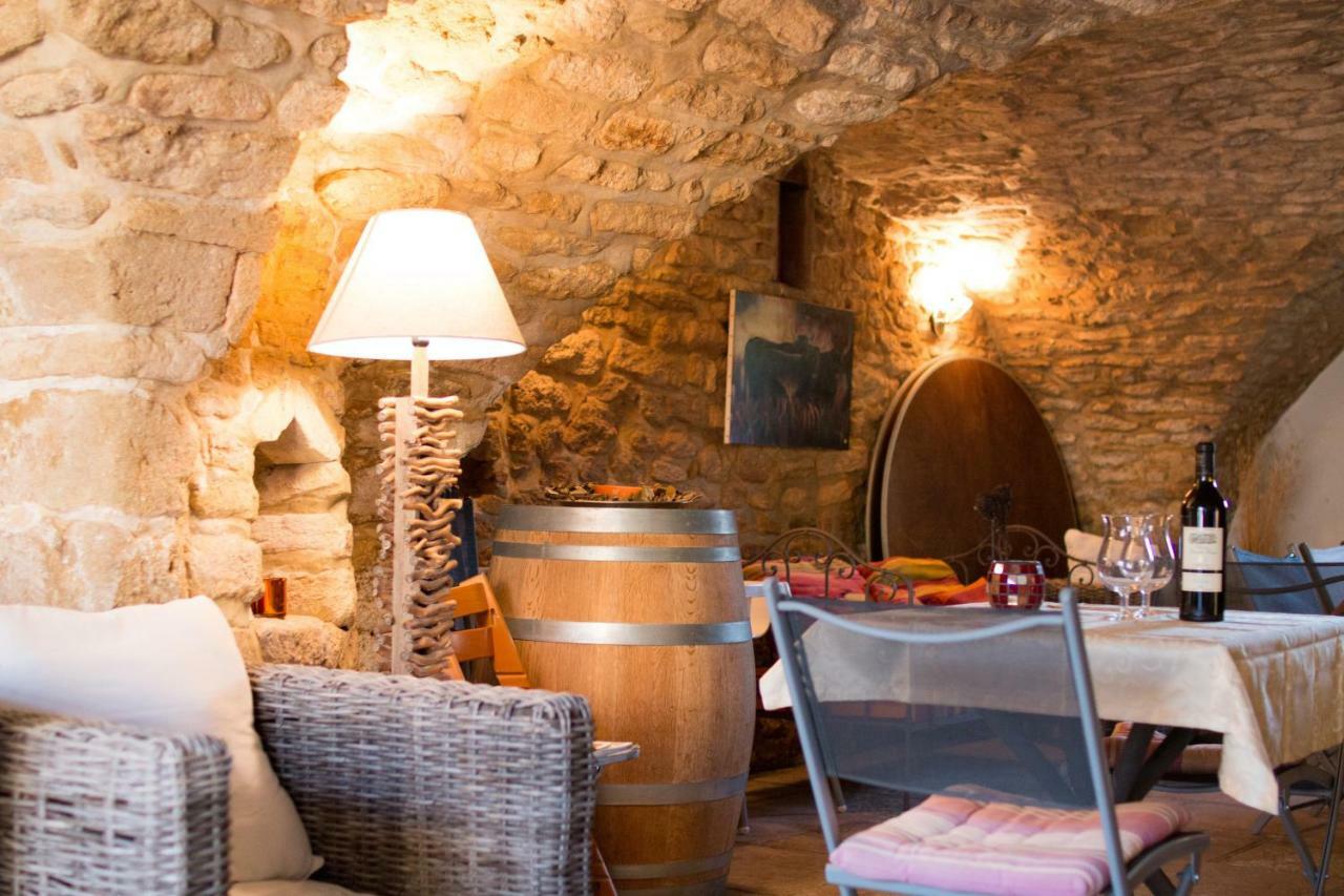 Mas De La Rivoire B&B Villevieille Экстерьер фото