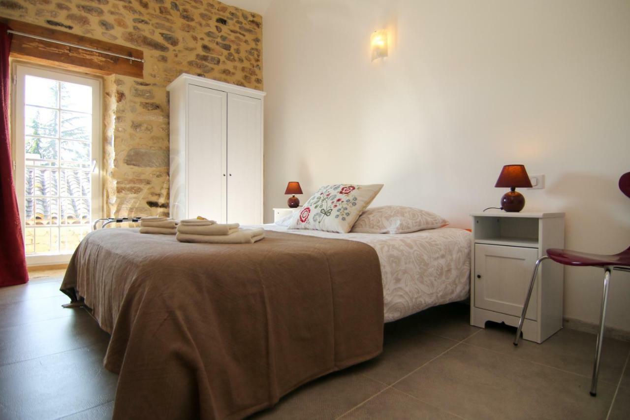 Mas De La Rivoire B&B Villevieille Экстерьер фото